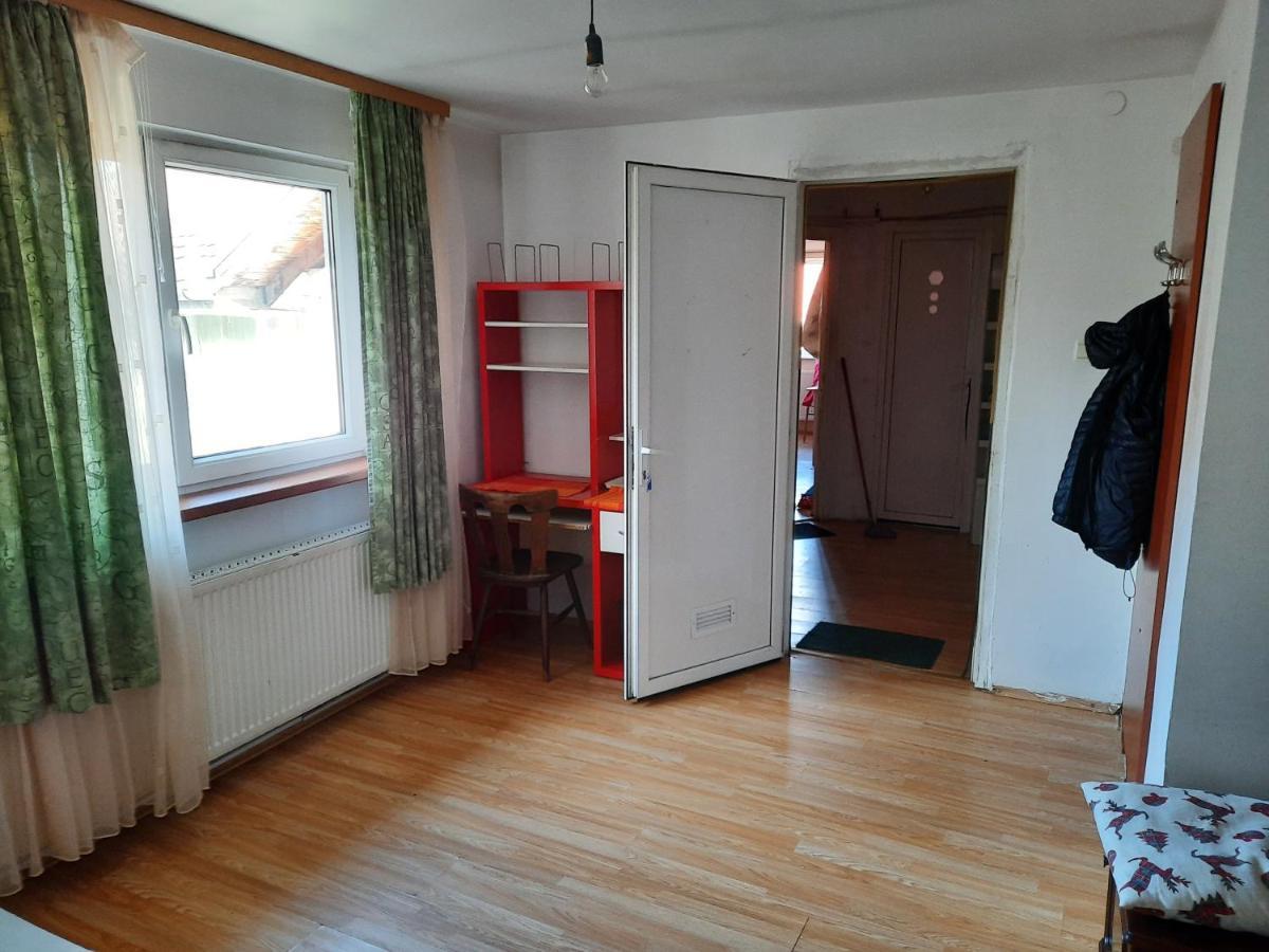 Casa Adrian Camere Centru Vechi براشوف المظهر الخارجي الصورة